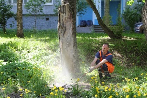 В Туле прочищают ливневую канализацию