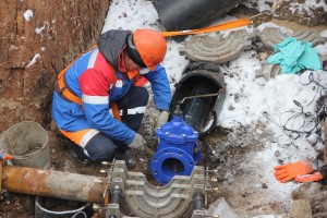 На сетях водоснабжения в Самаре устанавливают бесколодезную трубопроводную арматуру