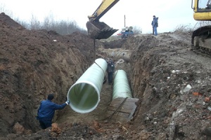 Компания «НОВОГОР» строит две нитки канализационного напорно...